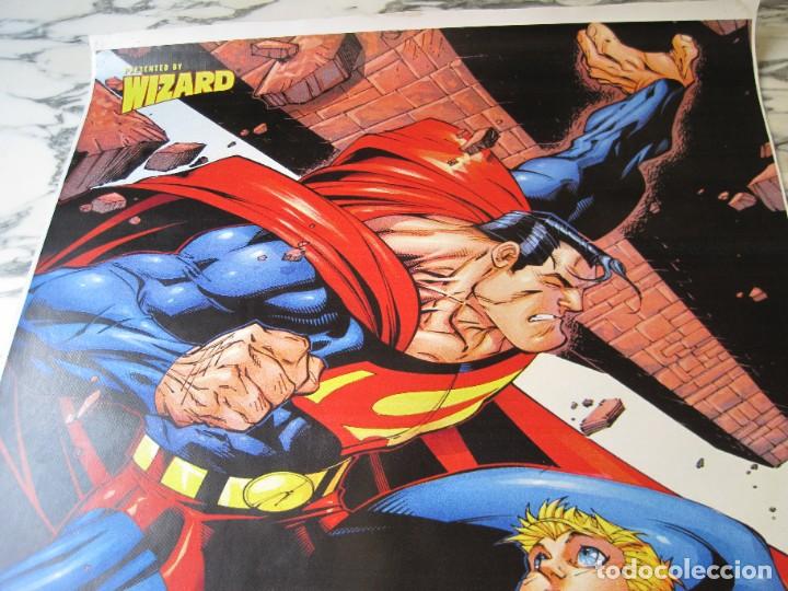 Cine: CARTEL PL&Aacute;STICO DE SUPERMAN - WIZARD - 1998 DC COMICS - Foto 2
