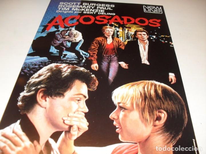 Cin&eacute;ma: CARTEL DE CINE DE CINE,TAMA&Ntilde;O A-4.ACOSADOS,1980.A&Ntilde;OS 80,DE VIDEOCLUB.NUEVO.