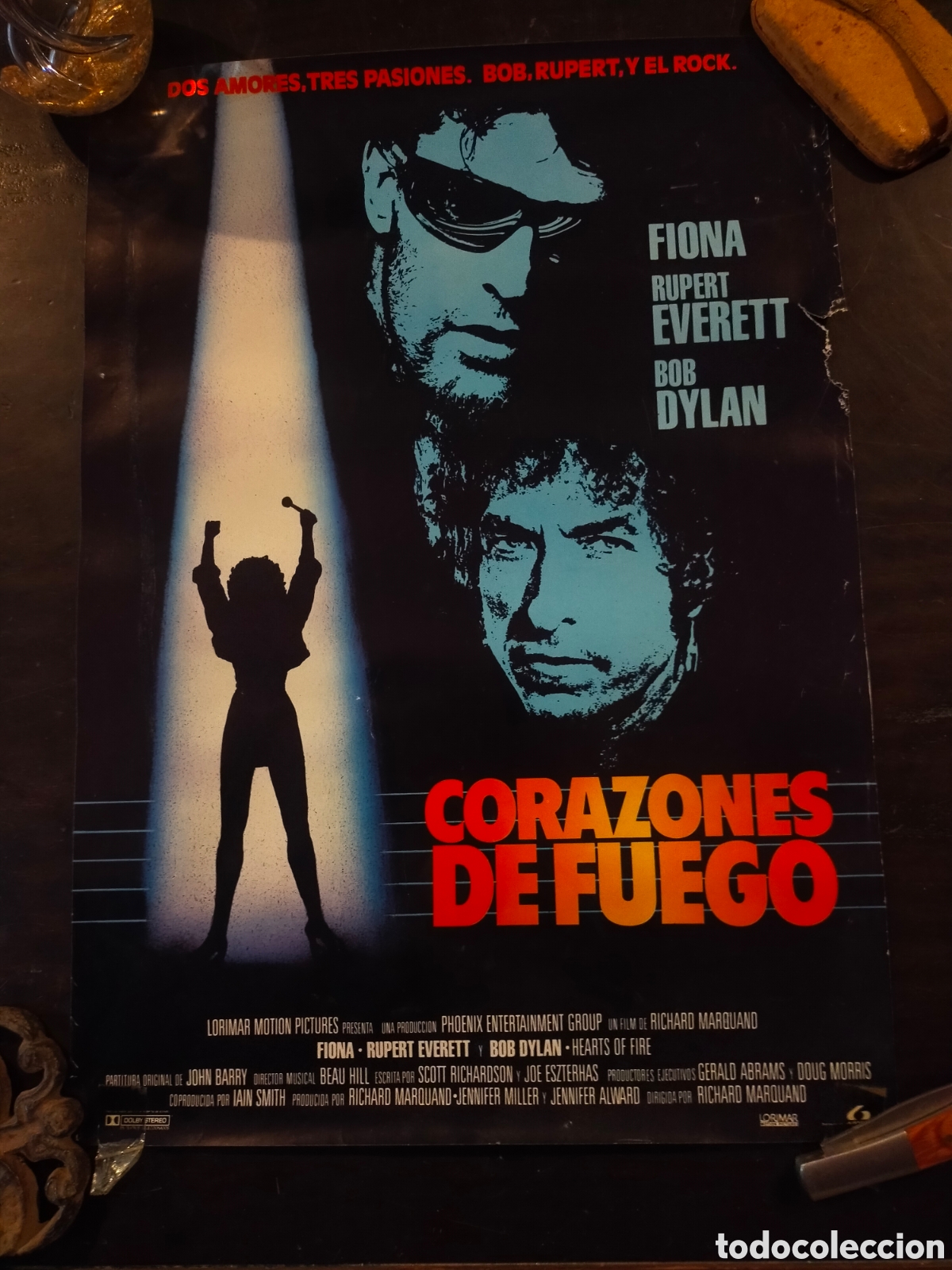 Kino: Cartel pel&iacute;cula corazones de fuego