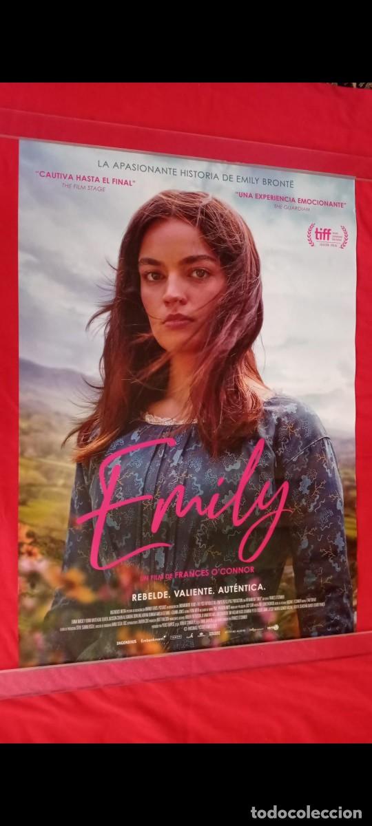 Cine: P&Oacute;STER EMILY - Foto 1