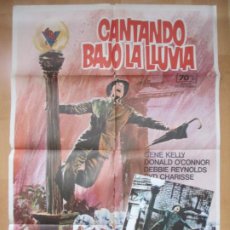 Cine: CARTEL CINE + 10 FOTOCROMOS CANTANDO BAJO LA LLUVIA GENE KELLY DONALD O`CONNOR 1974 CCF410