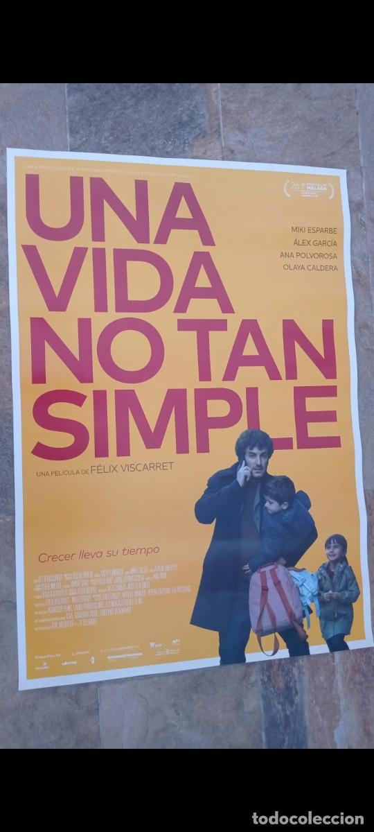 Cine: P&oacute;ster Una vida no tan simple - Foto 1