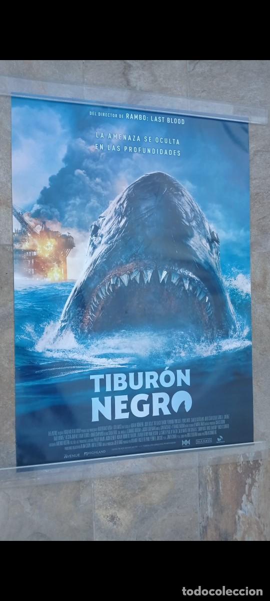 Cine: Poster TIBURON NEGRO - Foto 1