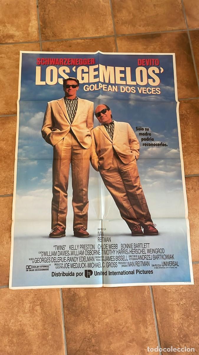 Cine: LOS GEMELOS POSTER ORIGINAL - Foto 1