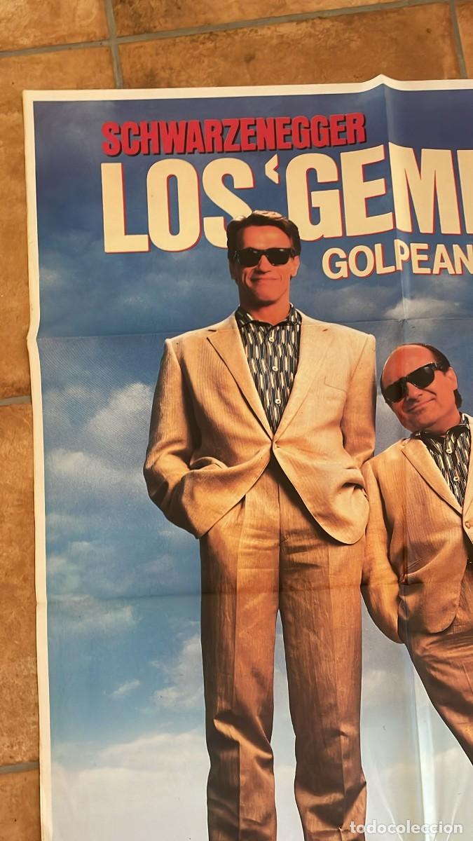 Cine: LOS GEMELOS POSTER ORIGINAL - Foto 2