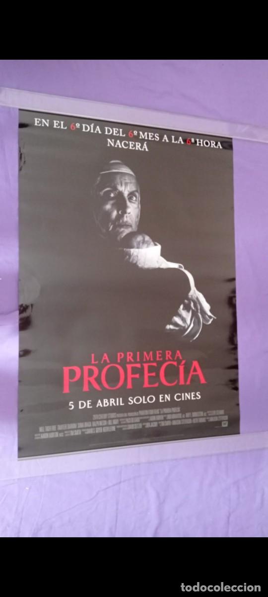 Cine: P&oacute;ster La primera profec&iacute;a - Foto 1