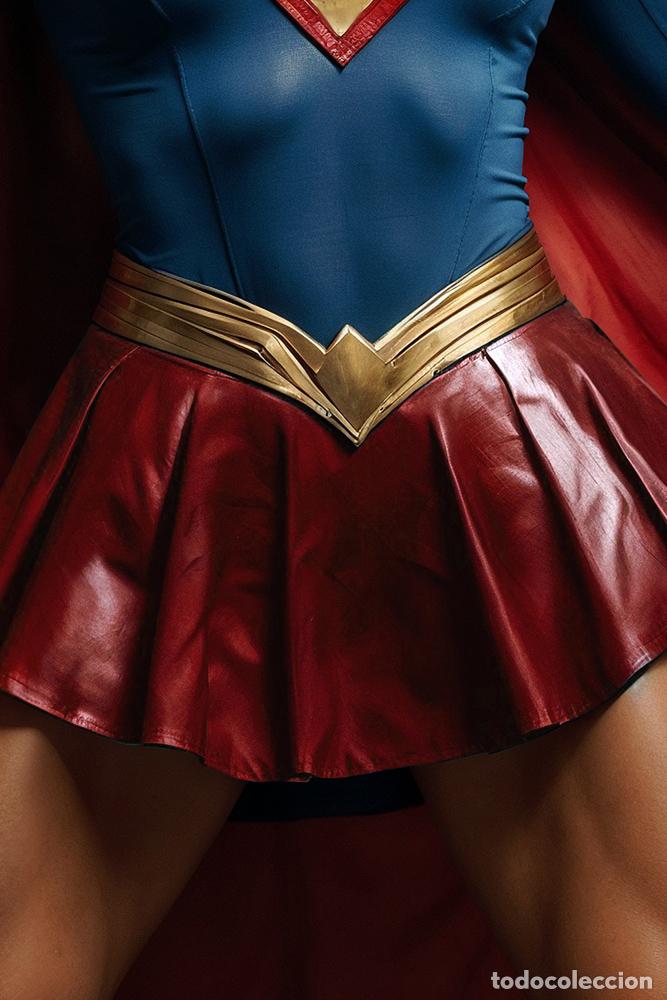 Cine: POSTER DEFENDING METROPOLIS - Foto 6