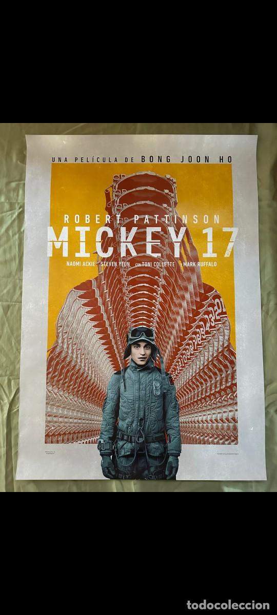 Cine: P&oacute;ster pel&iacute;cula Mickey 17 - Foto 1