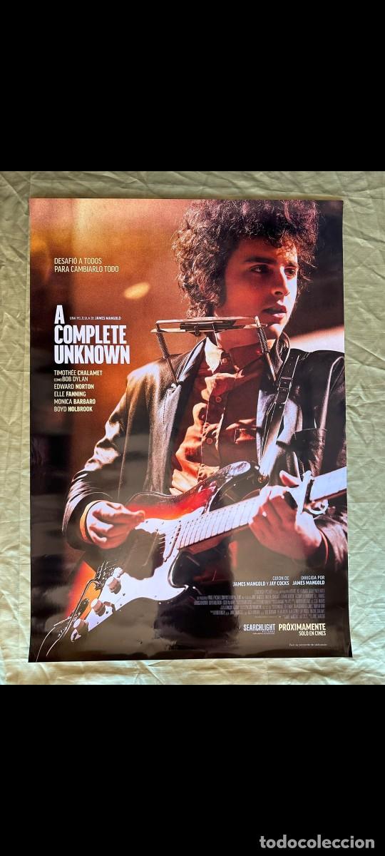Cine: P&oacute;ster a complete unknown - Foto 1