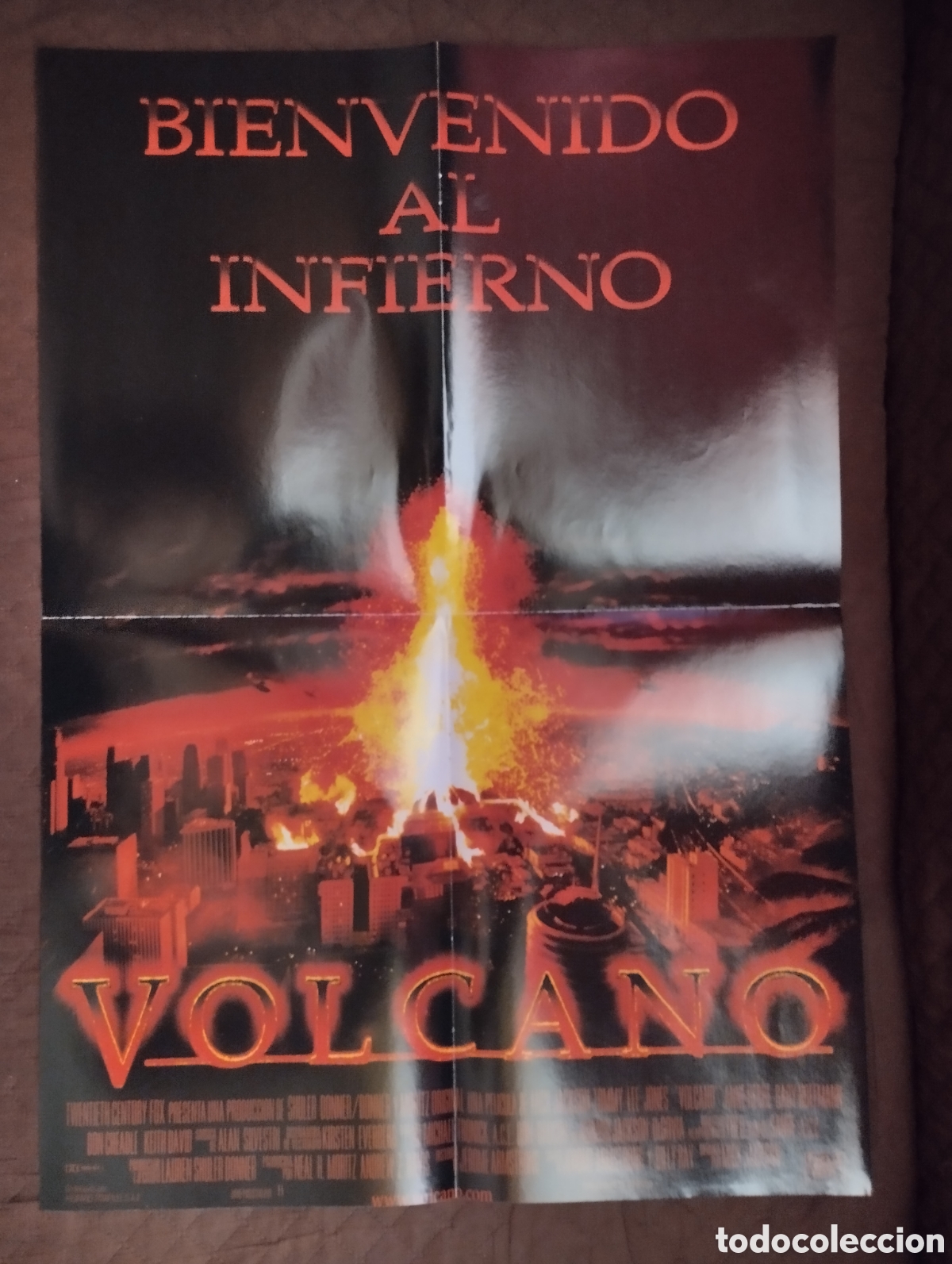 Cine: Poster de la pelicula Volcano. - Foto 1