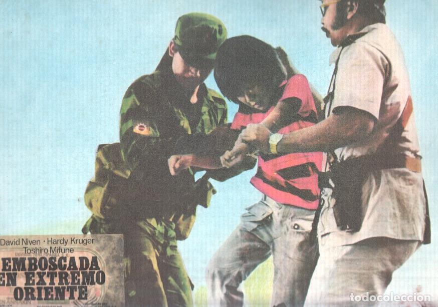 Cinema: Caratula de cine: EMBOSCADA EN EXTREMO ORIENTE / Paper Tiger - Ken Annakin