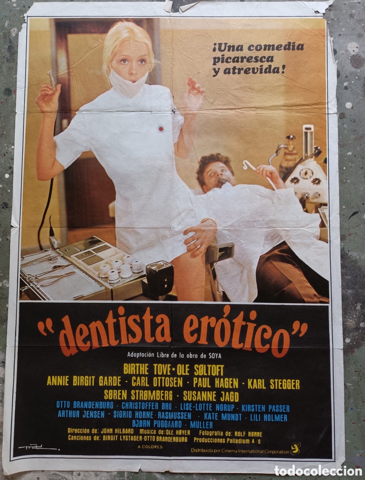 Cine: Cartel de cine. Dentista er&oacute;tico.