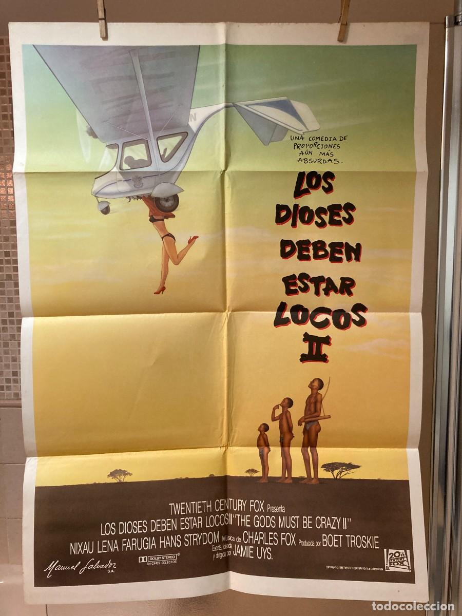 Cine: Cartel cine original LOS DIOSES DEBEN DE ESTAR LOCOS II (1989) 70x100 / Jamie Uys - Lena Farugia
