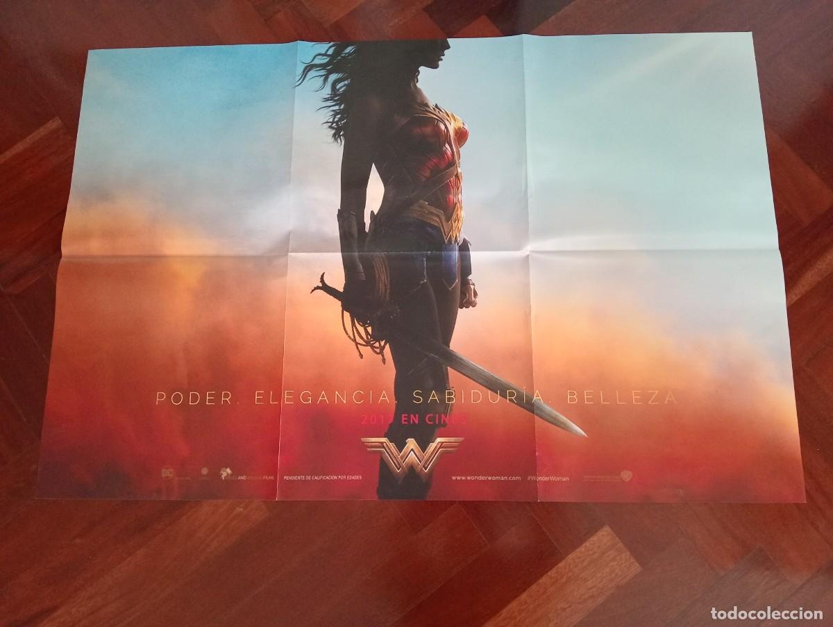 Cine: P&Oacute;STER DOBLE CARA DE LA PEL&Iacute;CULA WONDER WOMAN. 90 X 60 CM. 2017.