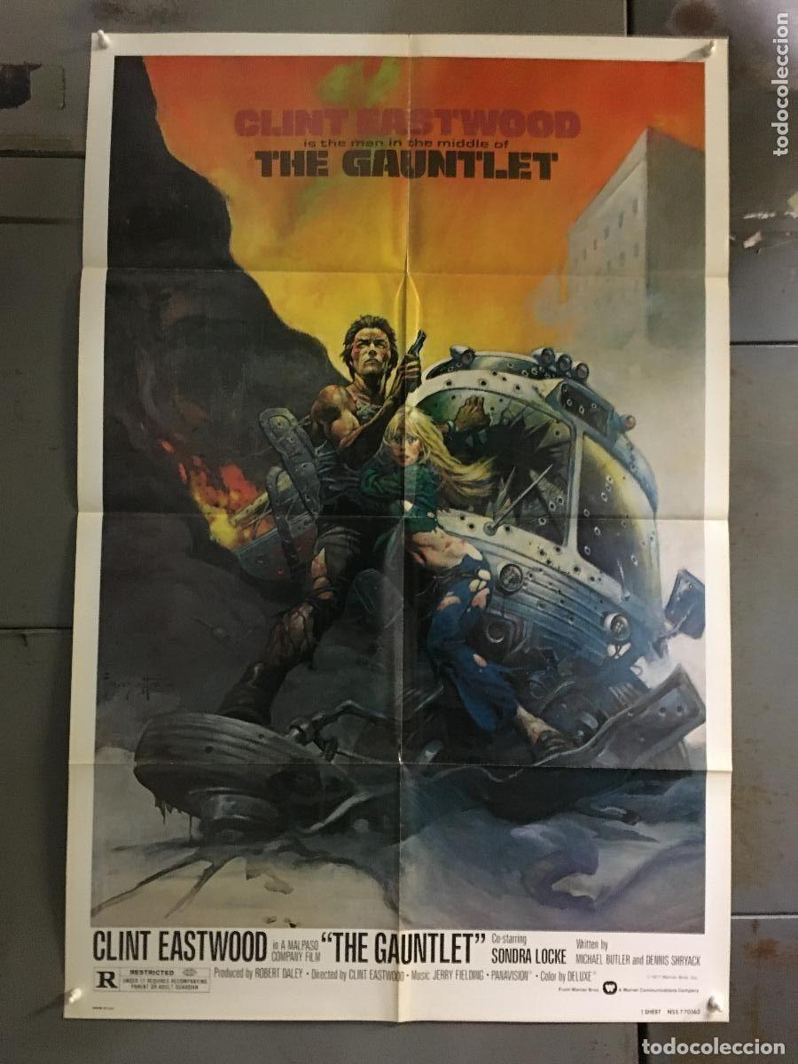 Cinema: PJE 0386 RUTA SUICIDA CLINT EASTWOOD SONDRA LOCKE FRAZETTA POSTER ORIGINAL USA 70x105