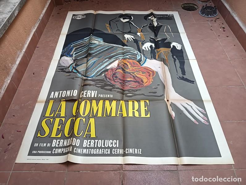 Cine: PJE 0573 LA COMMARE SECCA BERNARDO BERTOLUCCI BRINI POSTER ORIGINAL 140X200 ITALIANO