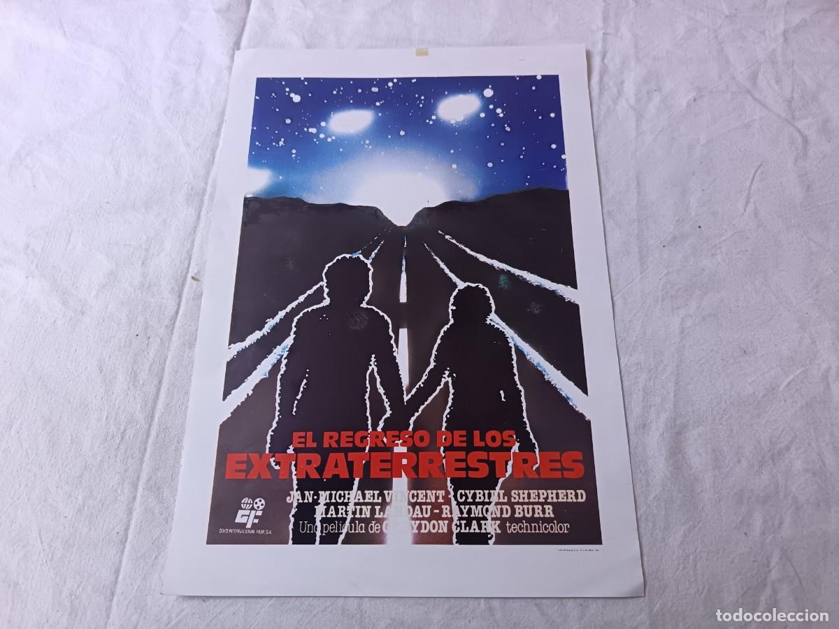 Cin&eacute;ma: Cartel de Cine, antiguo o vintage, El Regreso de los Extraterrestres, unos 24 x 34 cms.