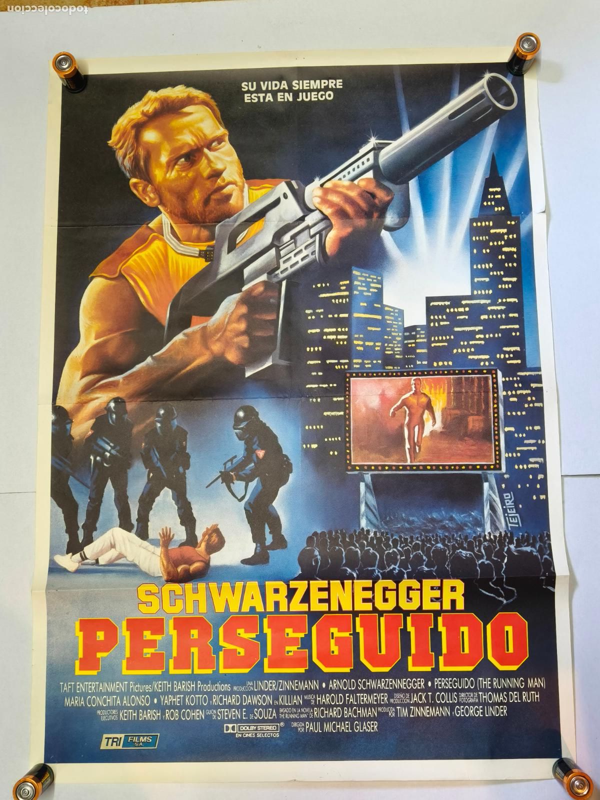Cin&eacute;ma: PERSEGUIDO CARTEL DE CINE 1987