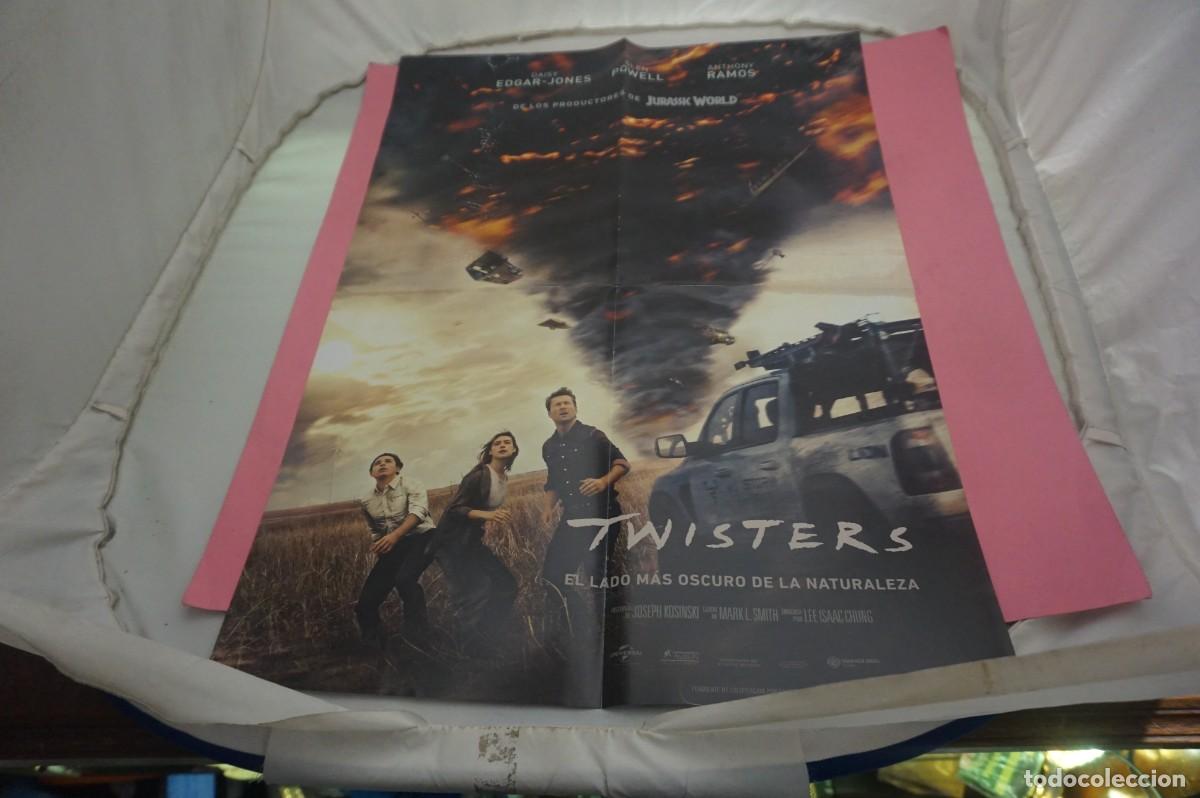 Cine: C10 - DOBLE POSTER DE CINE DE 57 X 41 CM. - TWISTERS / URGENCIAS