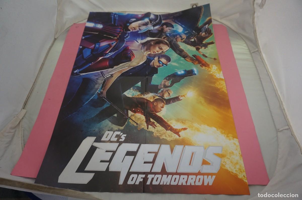 Cine: C11 - DOBLE POSTER DE CINE DE 57 X 41 CM. - DC'S LEGENDS OF TOMORROW / LEAL
