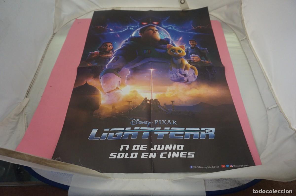 Cin&eacute;ma: C11 - DOBLE POSTER DE CINE DE 57 X 41 CM. - LIGHTYEAR / CABALLERO LUNA