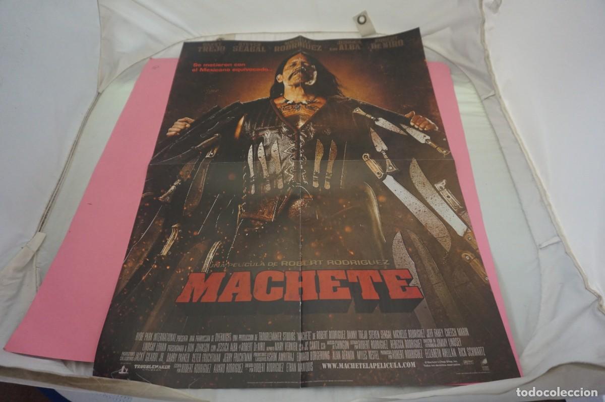 Cine: C12 - DOBLE POSTER DE CINE DE 57 X 41 CM. - MACHETE / BURIED RODRIGO CORTES