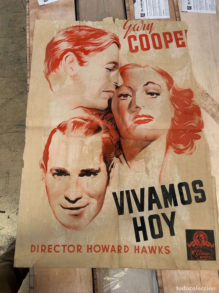 Cine: VIVAMOS HOY CARTEL 1,00X0,70M MAQUETA ORIGINAL CON TINTAS Y AUTOR NORMALMENTE AL DORSO