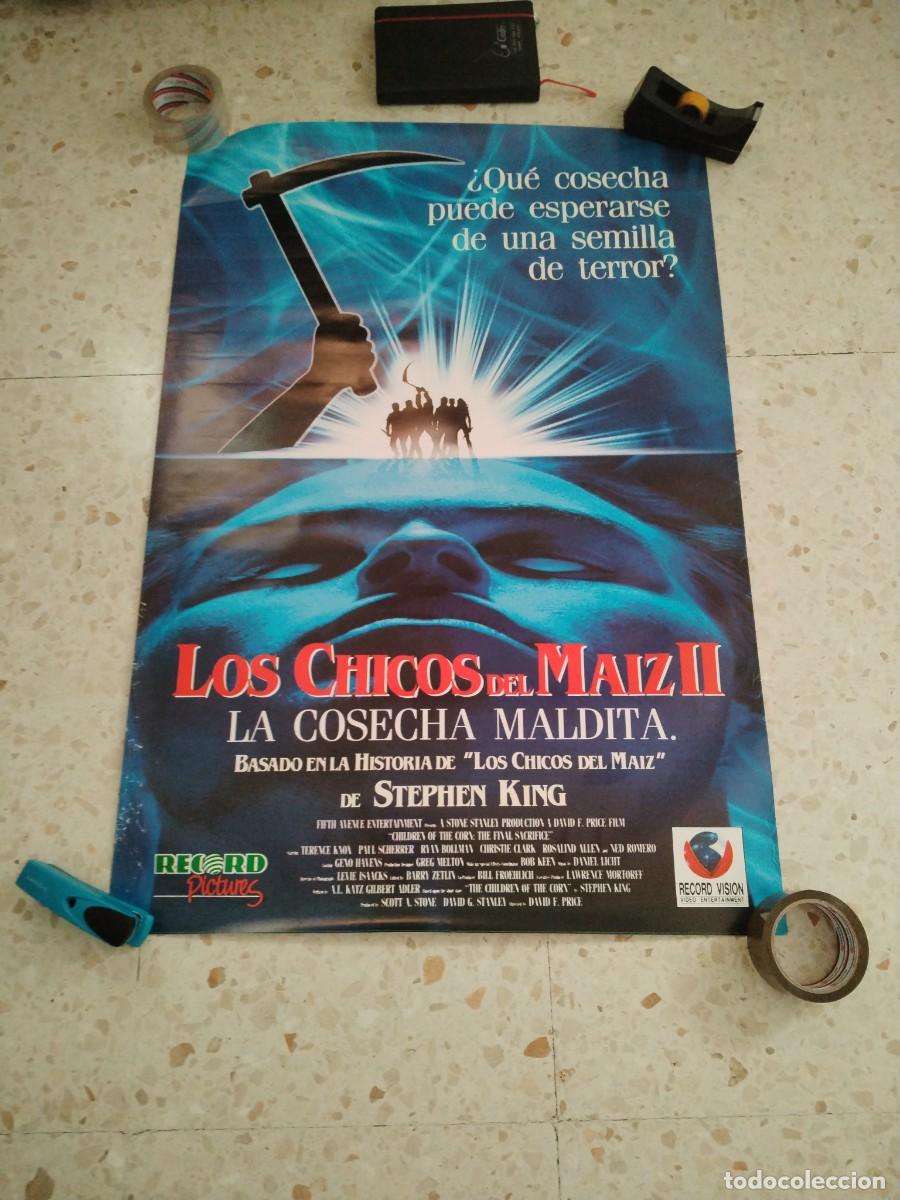 Cine: POSTER ORIGINAL VIDEOCLUB LOS CHICOS DEL MAIZ II 67CM ANCHO 96CM LARGO