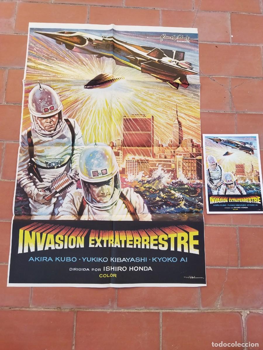 Cine: cartel de cine 70x 100 aprox movie poster + guia INVASION EXTRATERRESTRE akira kubo ishiro honda