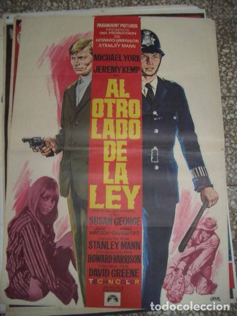 Cine: P&oacute;ster original de cine 70x100xm de AL OTRO LADO DE LA LEY. MICHAEL YORK, JEREMY KEMP. A&Ntilde;O 1969