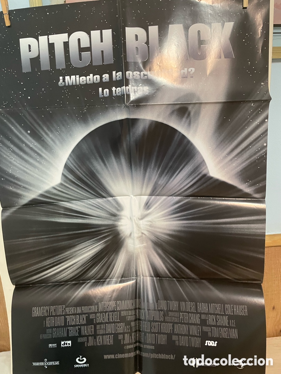 Cine: CARTEL DE CINE. PITCH BLACk