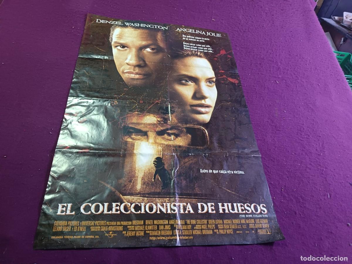 Cine: CC30, Cartel de Cine Gran Formato, El Coleccionista de Huesos, unos 100 x 70 cms.