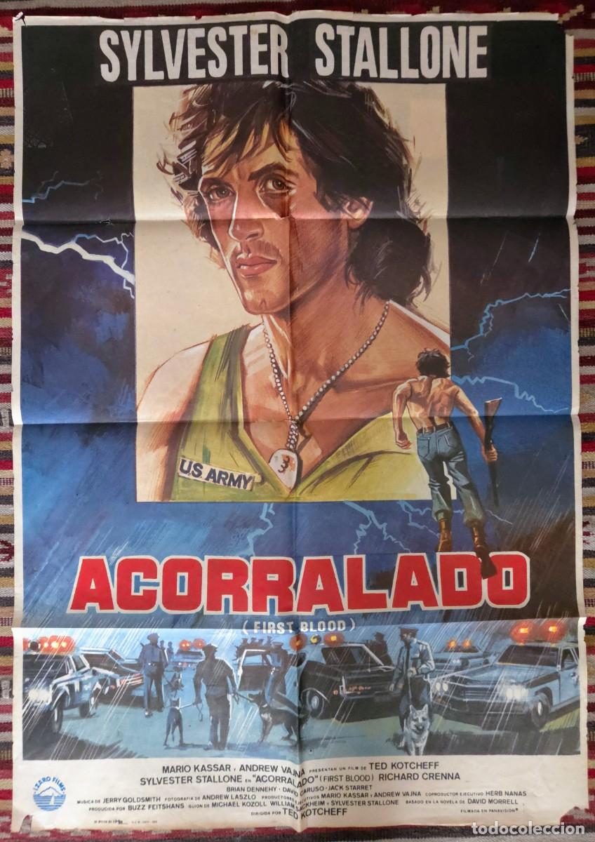 Cine: ACORRALADO 1982 &ndash; Cartel original de estreno espa&ntilde;ol, Stallone y el nacimiento de Rambo