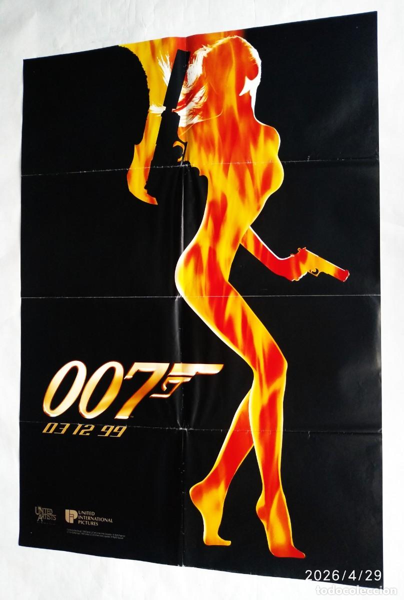 Cine: EL MUNDO NUNCA ES SUFICIENTE, con Pierce Bosnan. P&Oacute;STER PROMOCIONAL 68X 96,5 cms..
