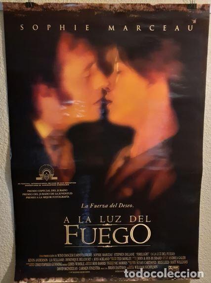 Cine: Cartel original de cine A la luz del fuego (1997) Sophie Marceau - 98x70 cm Sin usar