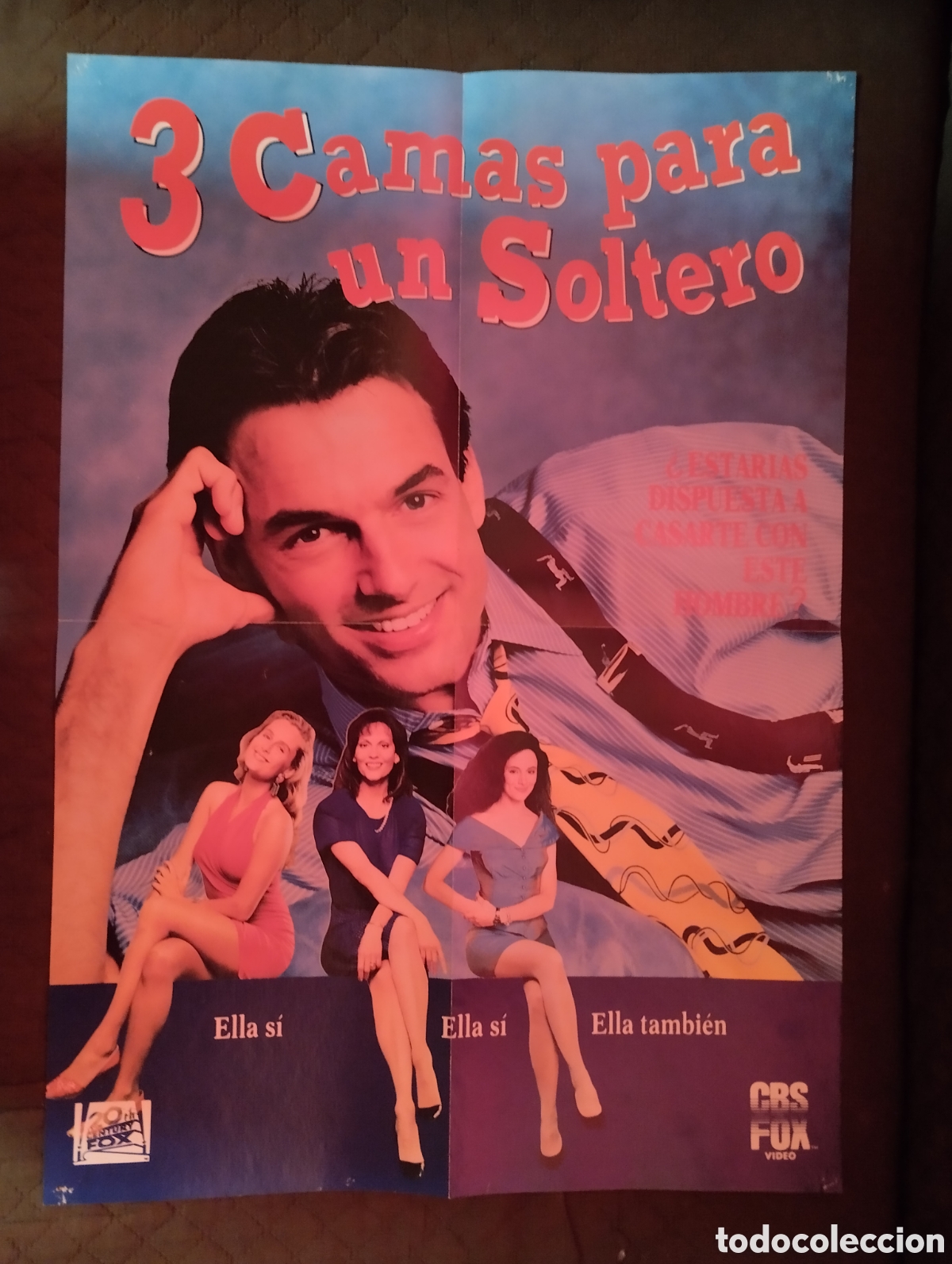 Cine: Poster doble 3 Camas para un soltero y Los dioses deben estar locos 2.
