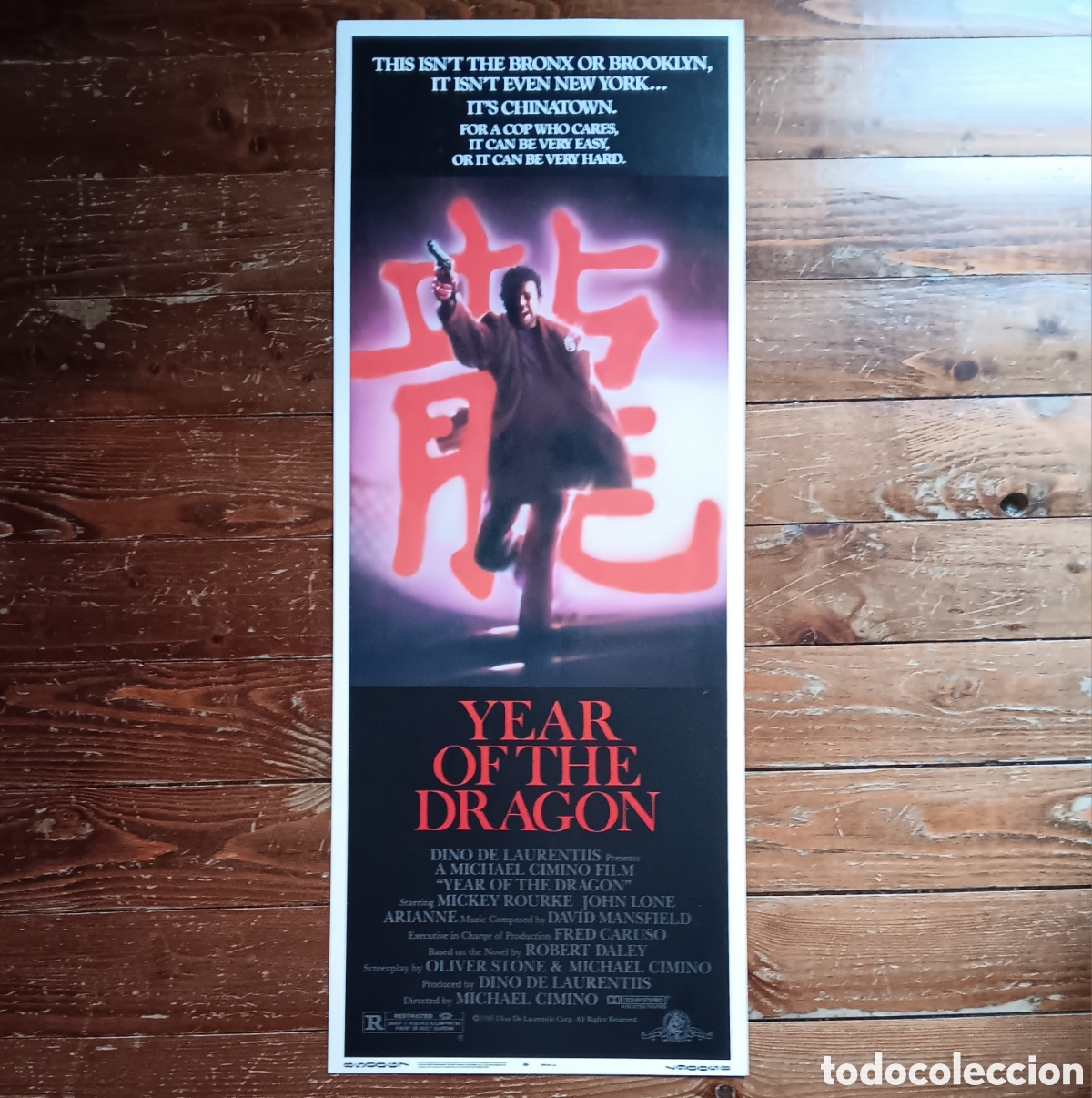 Cinema: YEAR OF THE DRAGON (MANHATTAN SUR) ORIGINAL USA INSERT 1985 MICKEY ROURKE, MICHAEL CIMINO
