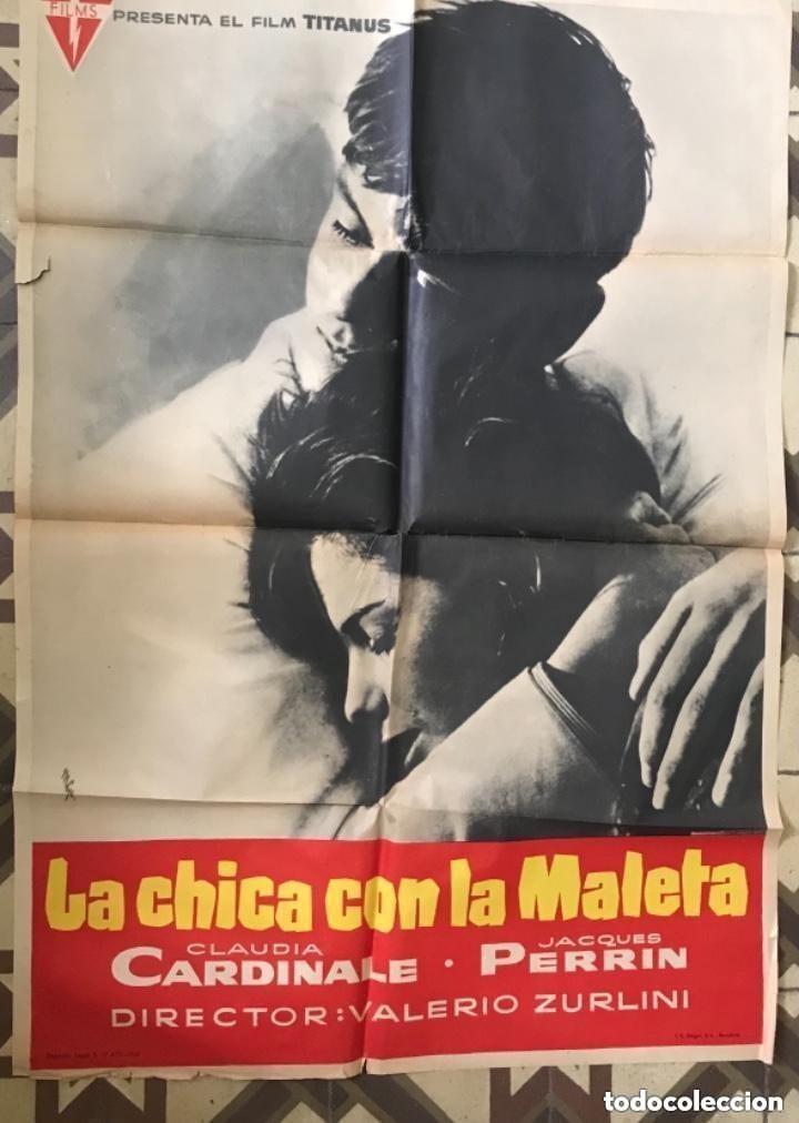 Cinema: Cartel p&oacute;ster de cine La chica con la maleta. Claudia Cardinale