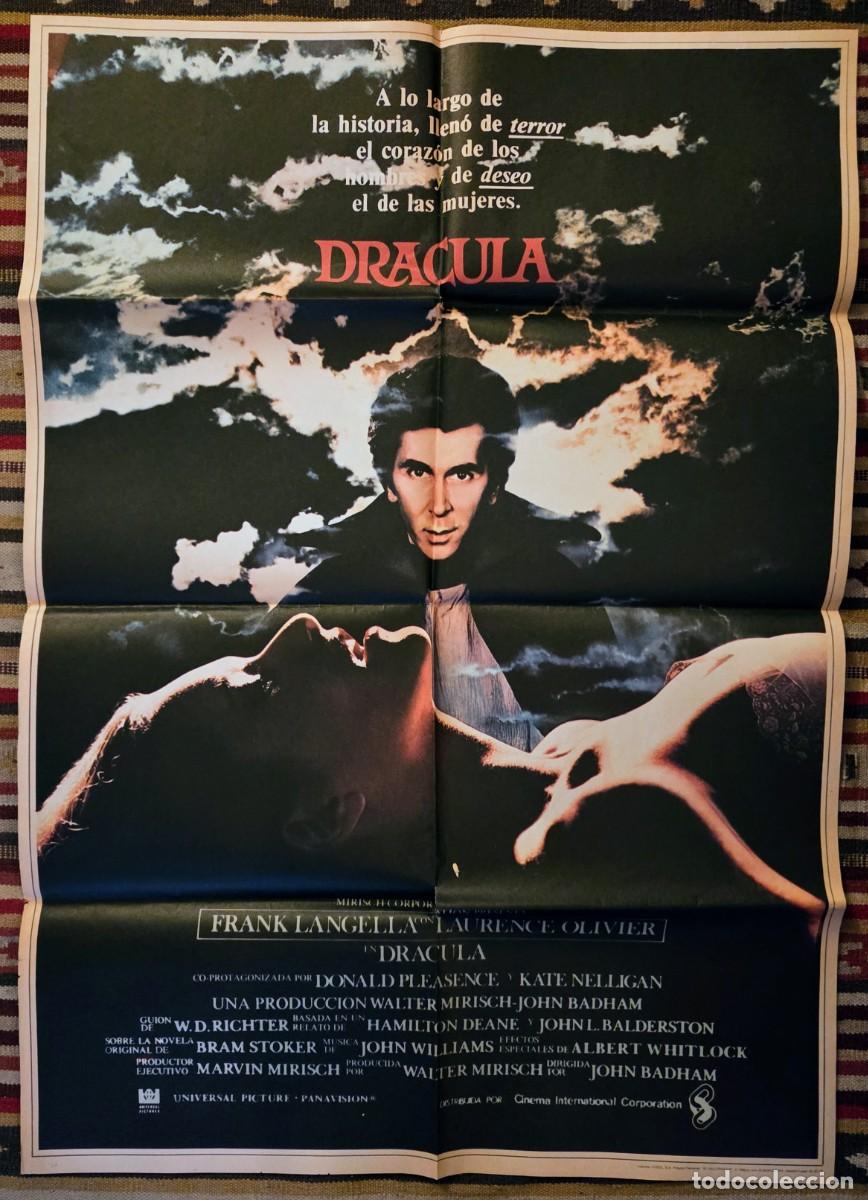 Cine: DR&Aacute;CULA (1979) &ndash; 2 CARTELES ORIGINALES + 8 FOTOCROMOS &ndash; LOTE DE COLECCI&Oacute;N