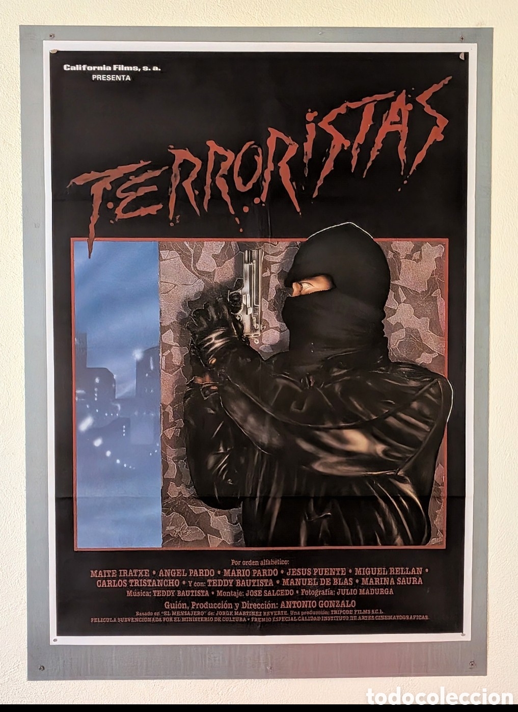 Cine: TERRORISTAS - 70 X 100 - (27)