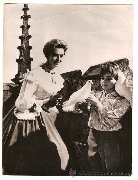 Cine: 6433 FOTOGRAF&Iacute;A DE 18X24 CM APROX.