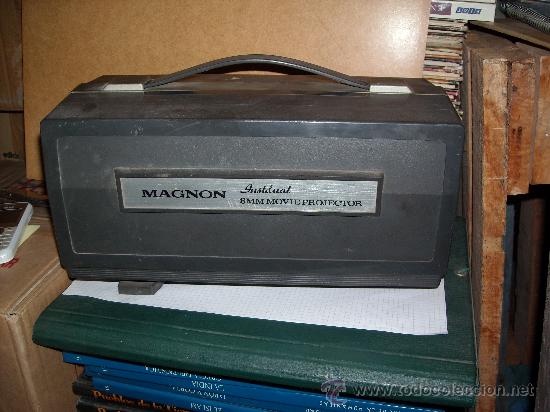 Cinema: MAQUINA MAGNON INSTDUAL 8 M.M MOVIE PROJECTOR