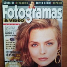 Cine: FOTOGRAMAS FEBRERO 1994 ( MICHELLE PFEIFFER / KEANU REAVES / OLIVER STONE ) - PEDIDO MINIMO 6€. Lote 30636693