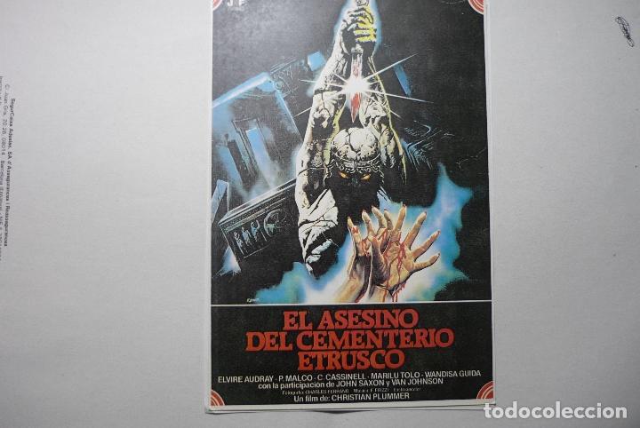 Cinema: reproducc.cartel el asesino del cementerio etrusco