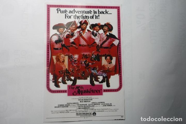 Cinema: reproducc.foto los 5 mosqueteros - cartel extranjero - ursula andress-c.wilde