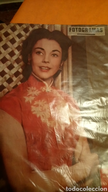 Cine: Jennifer jones. 1955 - Foto 1