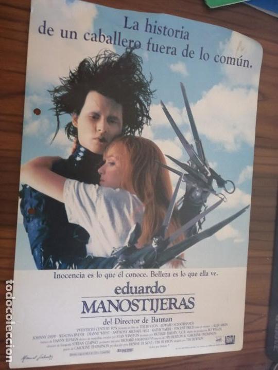 Kino: EDUARDO MANOSTIJERAS. CARTEL DE UNA REVISTA CON DOS AGUJEROS. BUEN ESTADO EN EL RESTO