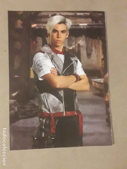 Cinema: CAMERON BOYCE, HOJA DE REVISTA CON FOTOGRAF&Iacute;A A HOJA COMPLETA
