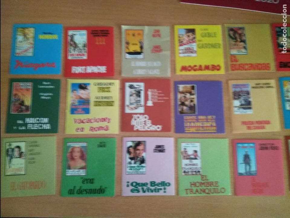Kino: 24 ADHESIVOS CARTELES DE CINE. 7 x 6,5 cm. MUY BUEN ESTADO