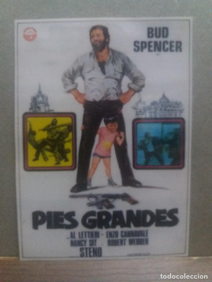 Kino: Pies grandes